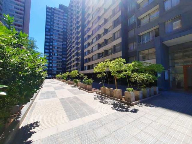 Av. Libertador Bdo. O Higgins 4677, Metro Ecuador / 2d+1b