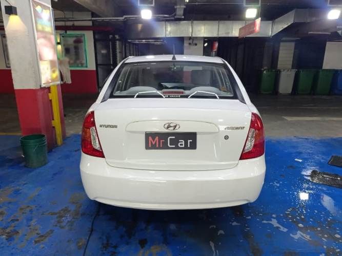 HYUNDAI ACCENT 2011