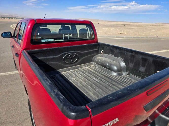 TOYOTA HILUX 2023