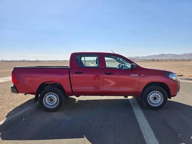 TOYOTA HILUX 2023