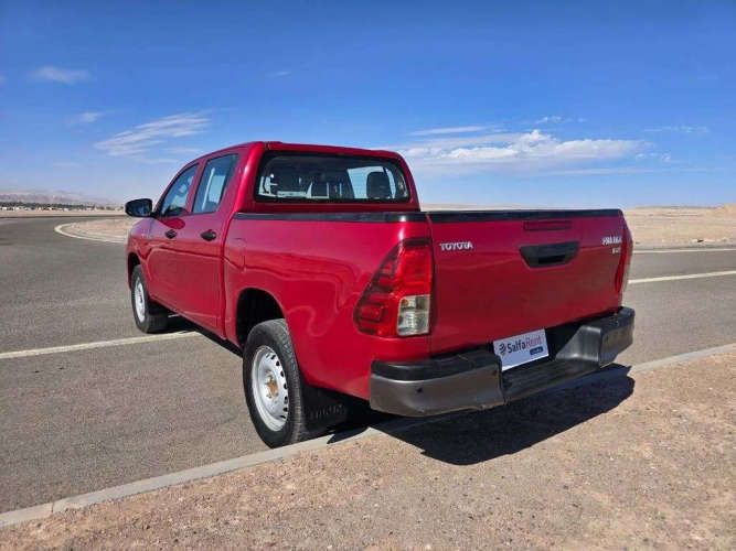 TOYOTA HILUX 2023