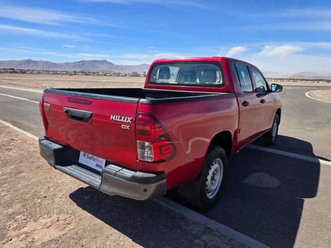 TOYOTA HILUX 2023