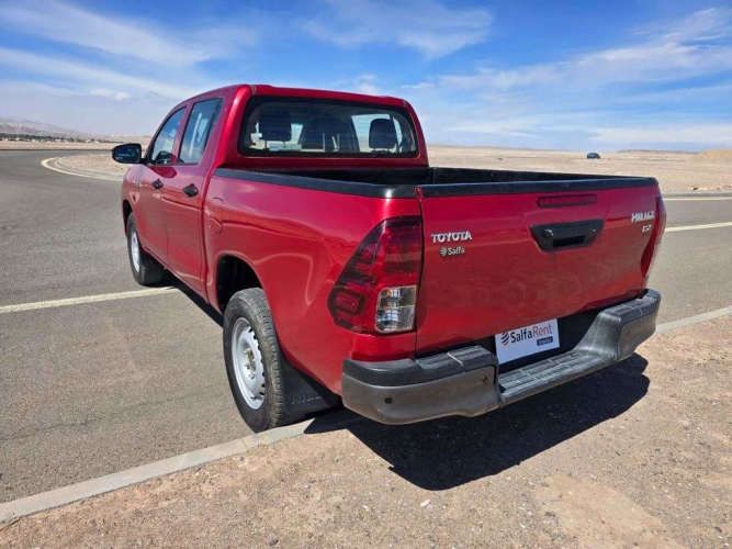 TOYOTA HILUX 2023