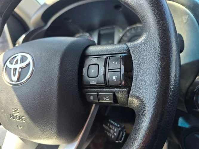 TOYOTA HILUX 2023