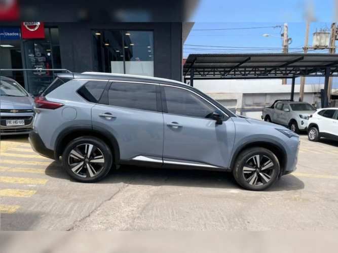 NISSAN X-TRAIL 2023