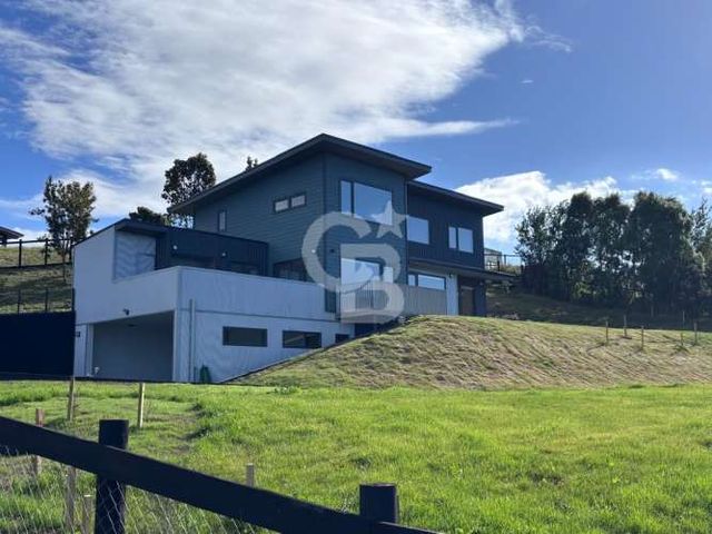 Preciosa casa en condominio a minutos de la costanera