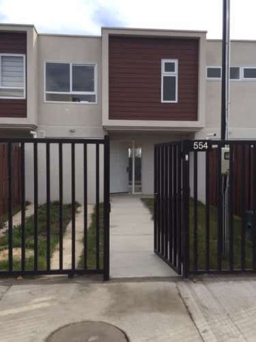 CASA ESTILO TOWN HOUSE -  AVDA ORIENTE 554