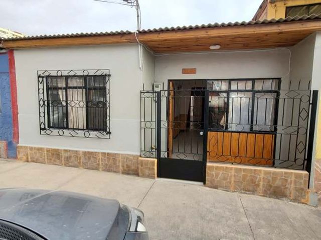 CASA SECTOR CENTRO ALTO, IQUIQUE