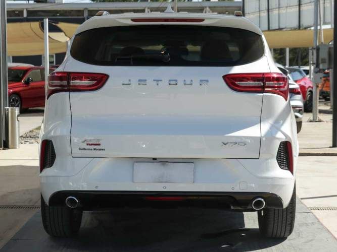 Jetour X