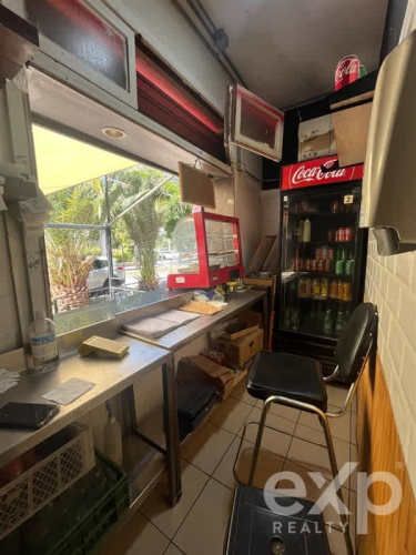 LOCAL COMERCIAL Pedro de Valdivia con Bustos