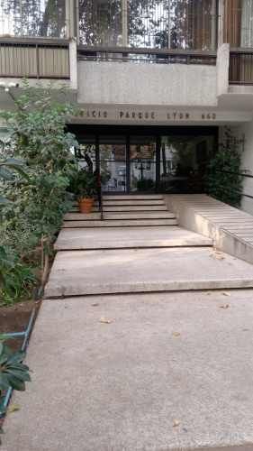 DEPARTAMENTO Lyon 660