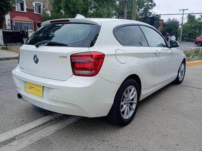 BMW 116I  1.6 MT 2013