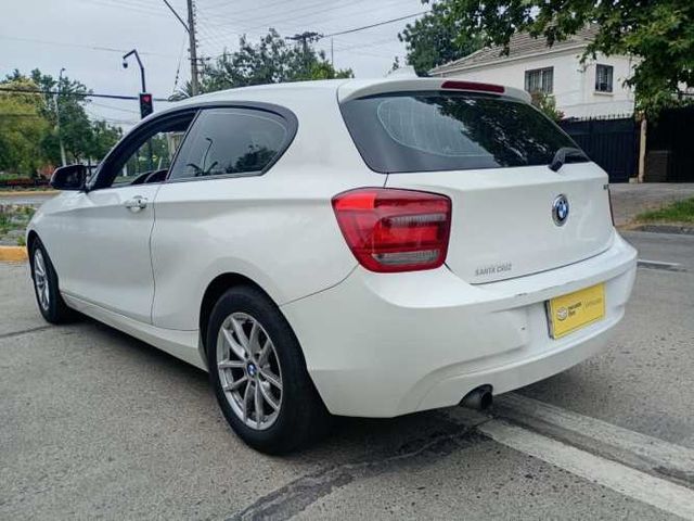 BMW 116I  1.6 MT 2013