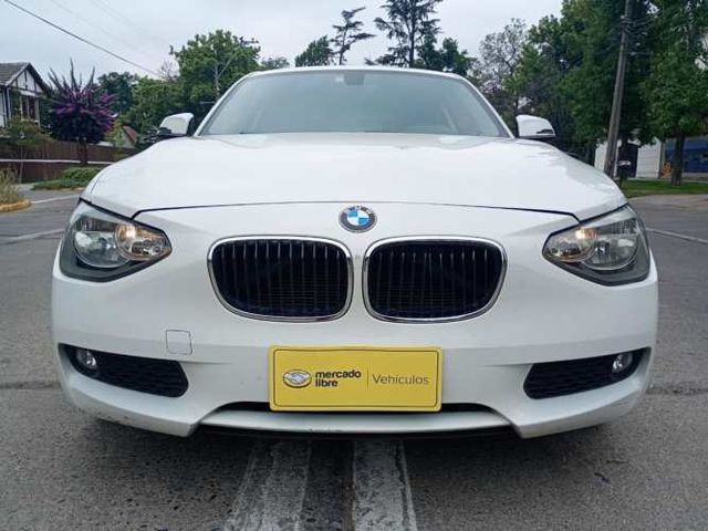 BMW 116I  1.6 MT 2013