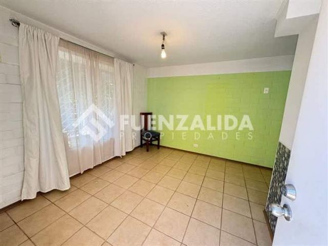 CASA Brisas del Maipo/ El Parrón Sur/ Lago Tarahuin