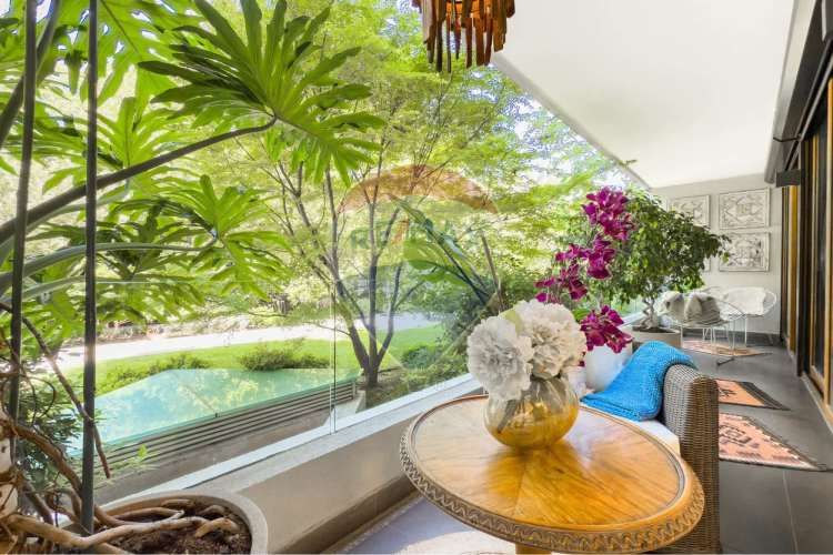 Duplex con jardin privado