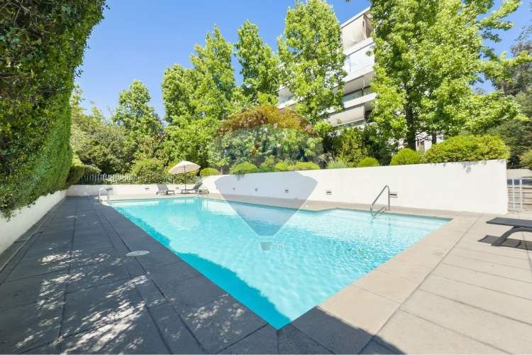 Duplex con jardin privado