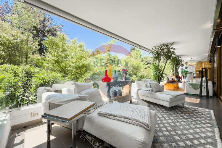 Duplex con jardin privado