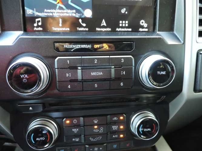 FORD F-150 LARIAT 4X4 5.0  2017