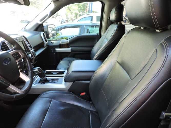 FORD F-150 LARIAT 4X4 5.0  2017