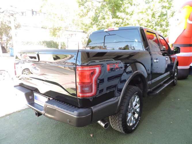 FORD F-150 LARIAT 4X4 5.0  2017