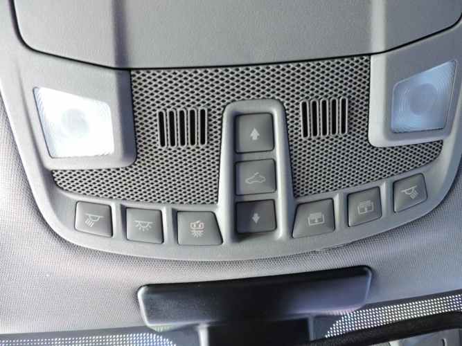 FORD F-150 LARIAT 4X4 5.0  2017