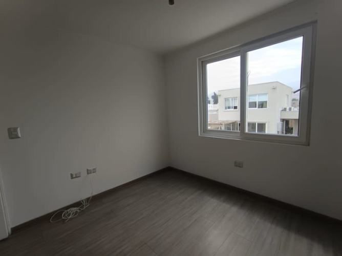 CASA IMPECABLE, BORDE BLANCO II