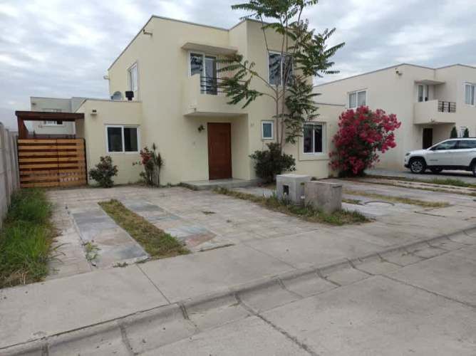 CASA IMPECABLE, BORDE BLANCO II