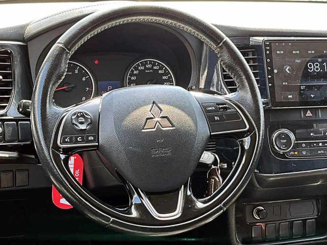 MITSUBISHI OUTLANDER 2018