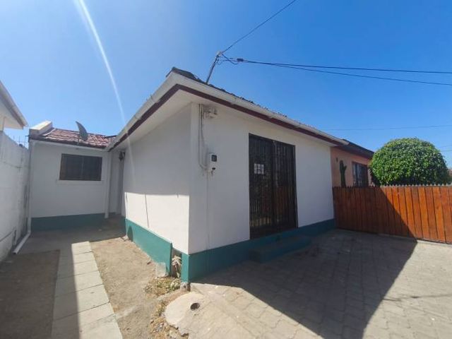 Se Arrienda casa para empresa o persona en El llano, Coquimbo