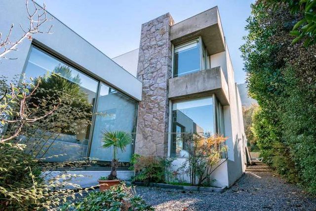 Amoblada , Diseño Moderno y Acogedor (137537)