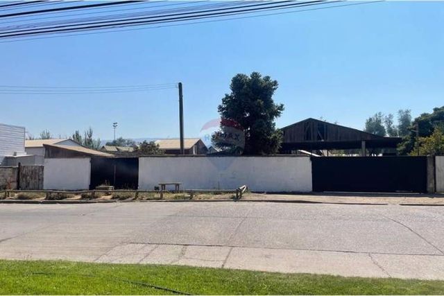 "amplio galpón en arriendo en hualañé, curicó"