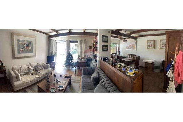 Casa con jardín cercana a mall los dominicos