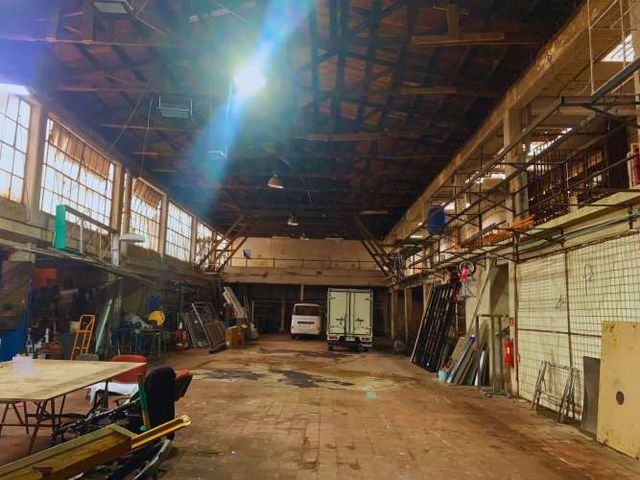 PROPIEDAD COMERCIAL E INDUSTRIAL A METROS DE AV MATTA!!!!