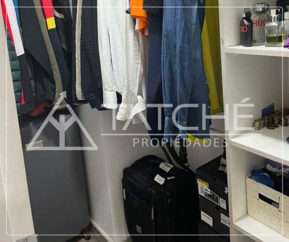 MODERNO EDIFICIO CON EXCELENTE UBICACIÓN 2D 1B 1 E