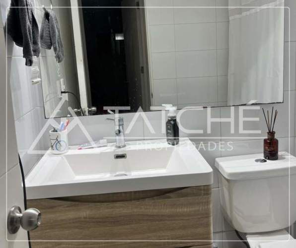 MODERNO EDIFICIO CON EXCELENTE UBICACIÓN 2D 1B 1 E