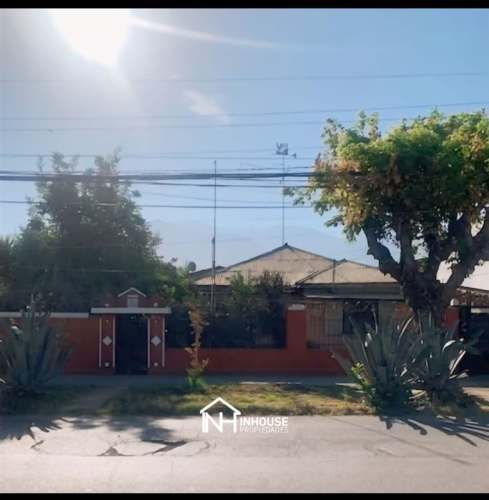 CASA A minutos del metro Grecia (L4) / Av. Egaña