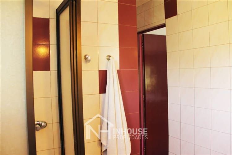 CASA El Greco / Tobalaba / Metro (L3) Fernando Castillo Velasco