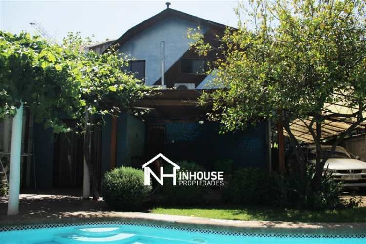 CASA El Greco / Tobalaba / Metro (L3) Fernando Castillo Velasco