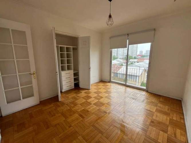 Amplio y luminoso departamento