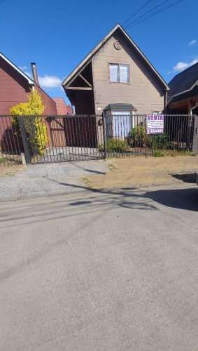 Excelente  Casa en Villa Costanera