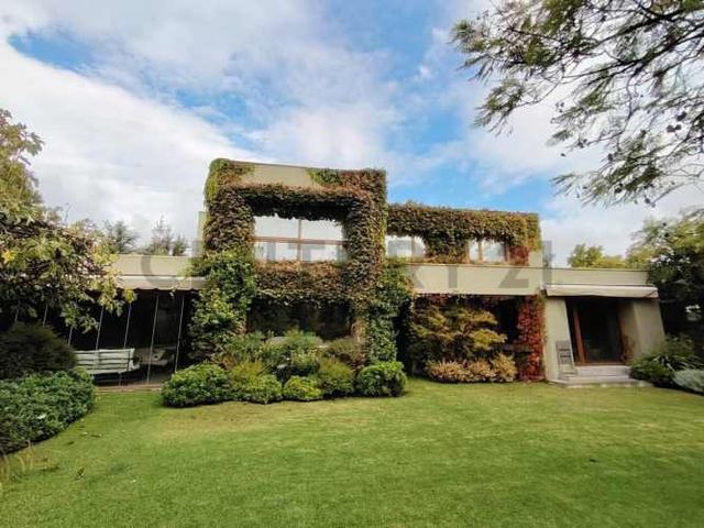 PRECIOSA CASA EN VENTA SECTOR ESTORIL