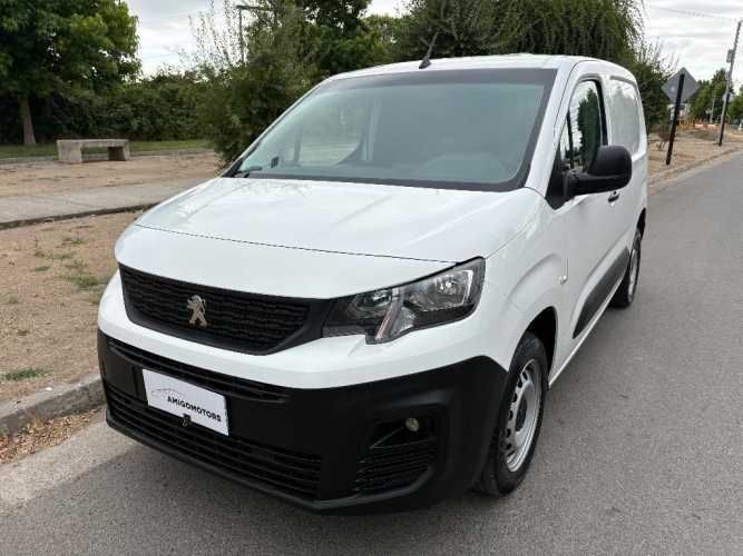 Peugeot Partner 2022