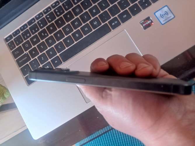 IPHONE 15 PRO 256GB.