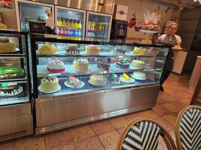 Vendo Derecho Llave . Local Comercial .