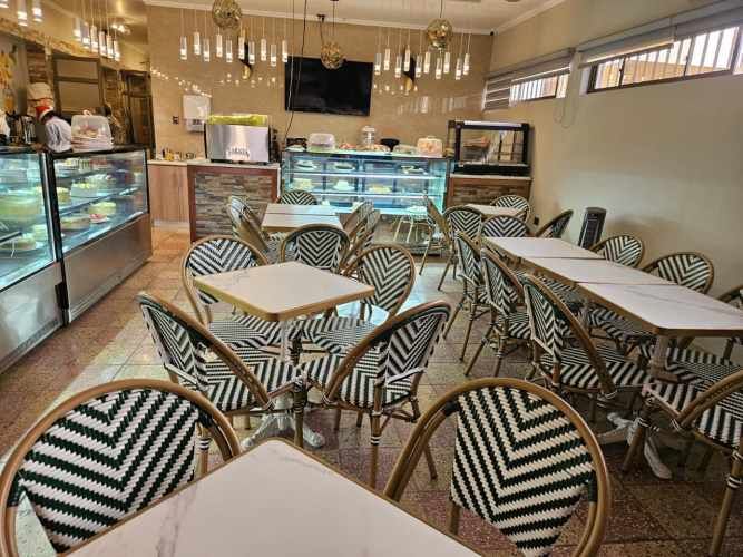 Vendo Derecho Llave . Local Comercial .