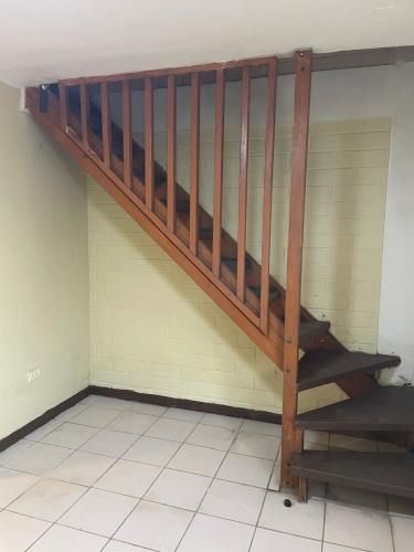 SE ARRIENDA CASA CON COMPROMISO DE COMPRA.- LABRANZA