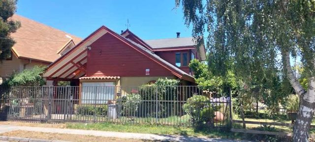 CASA 5D 4B 2E 1B ALTOS DE CHIGUAYANTE