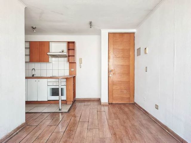 Av. Independencia 74 [106-16]