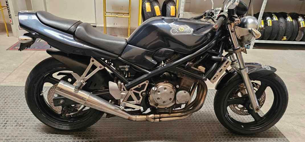 Suzuki Bandit 250cc 1990 de colección